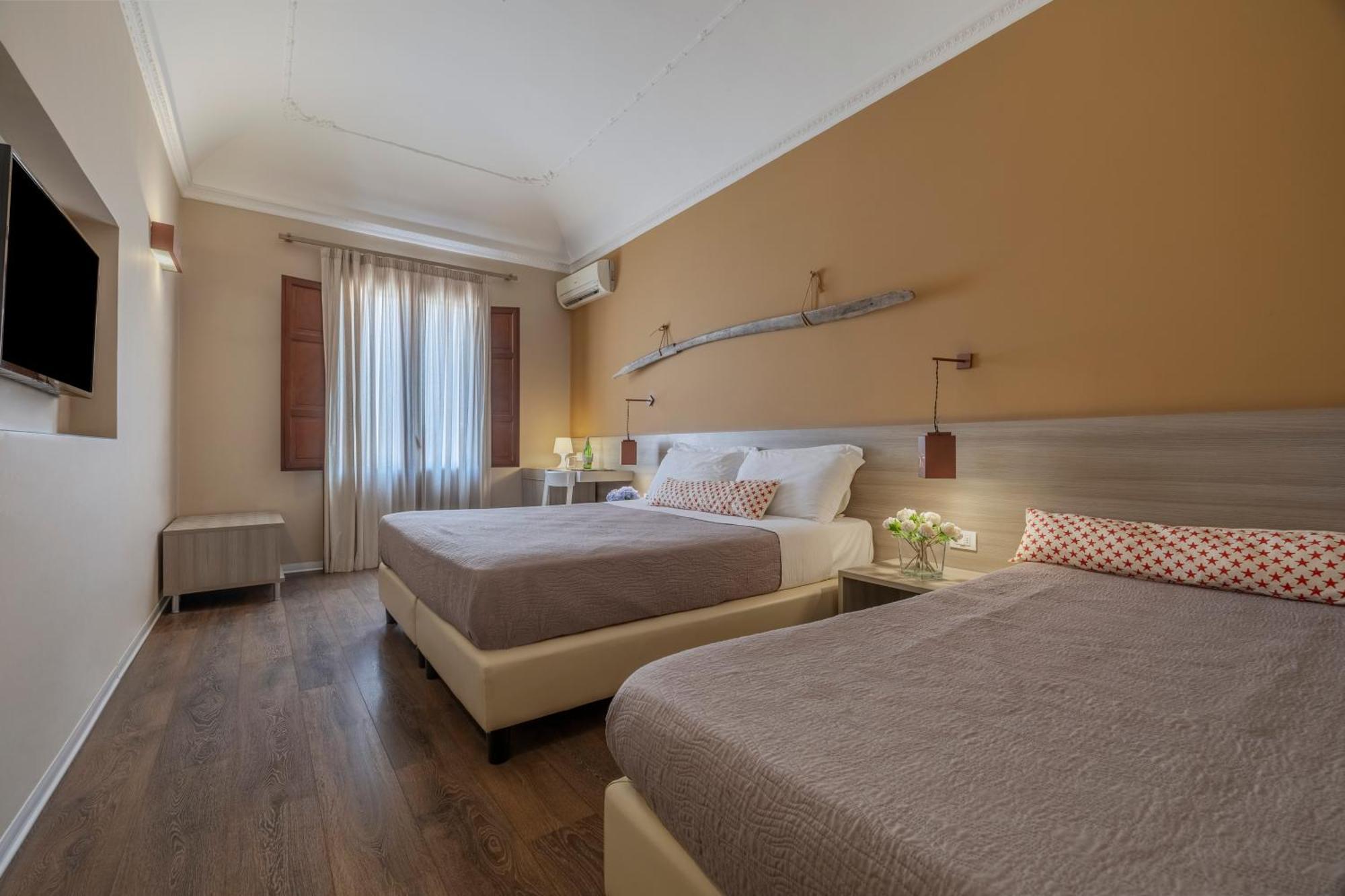 Salamureci Camere Trapani Bagian luar foto